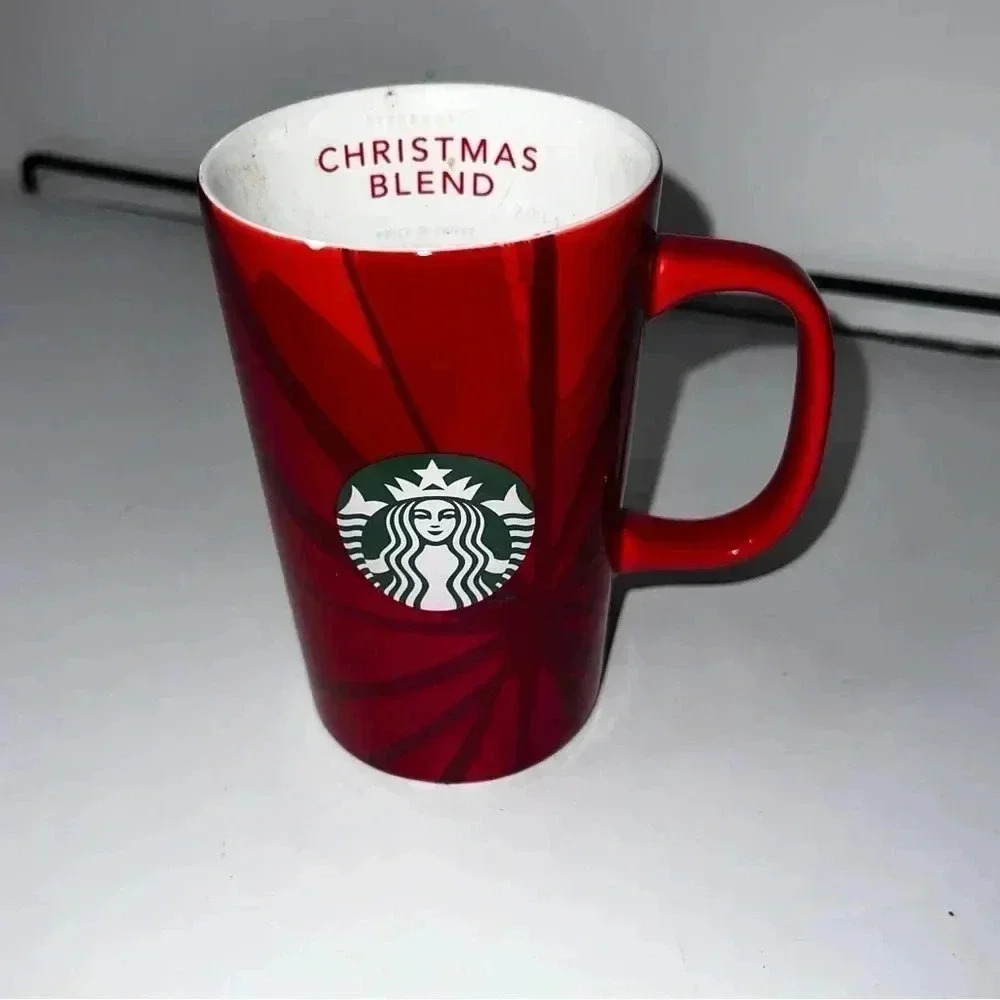 STARBUCKS 2014 Christmas Blend Red Coffee Mug Cup 12 Ounces EUC